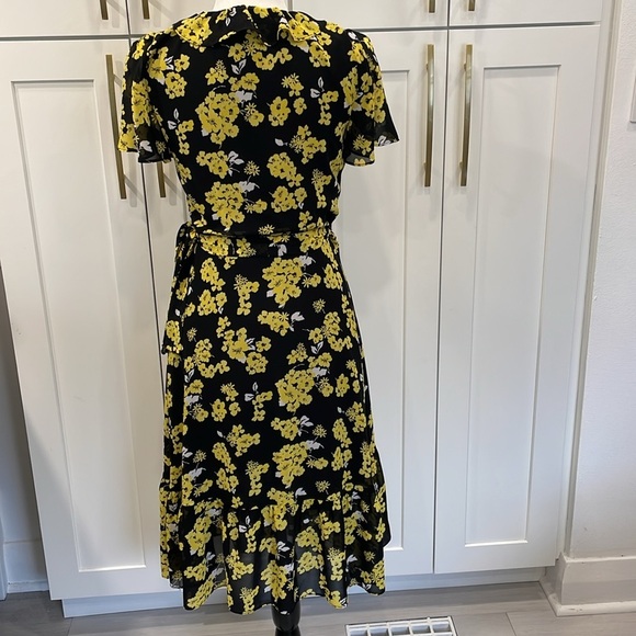 Michael Michael Kors Floral Wrap Dress - Picture 4 of 10